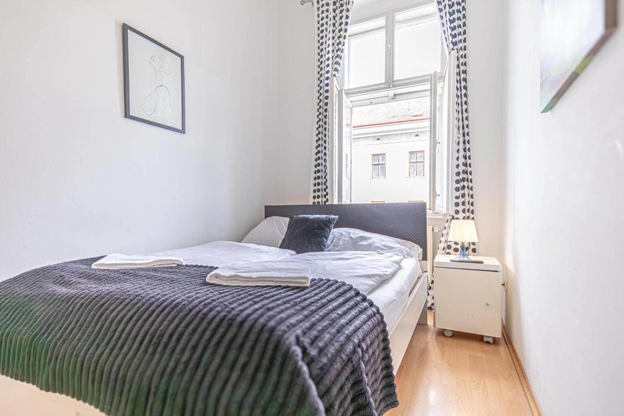 Sweet 3Br Shared Apt Near Wiener Stadthalle & Central ภายนอก รูปภาพ