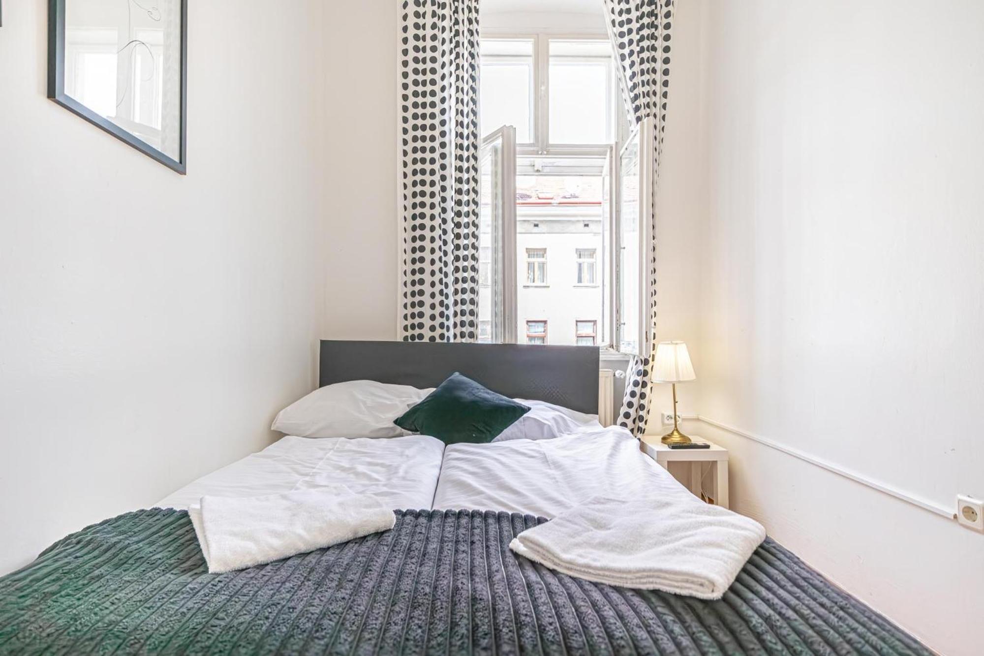 Sweet 3Br Shared Apt Near Wiener Stadthalle & Central ภายนอก รูปภาพ